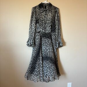 NWT Mikael Aghal Women’s 6 Collared Animal Print Midi Lined Dress Button Down